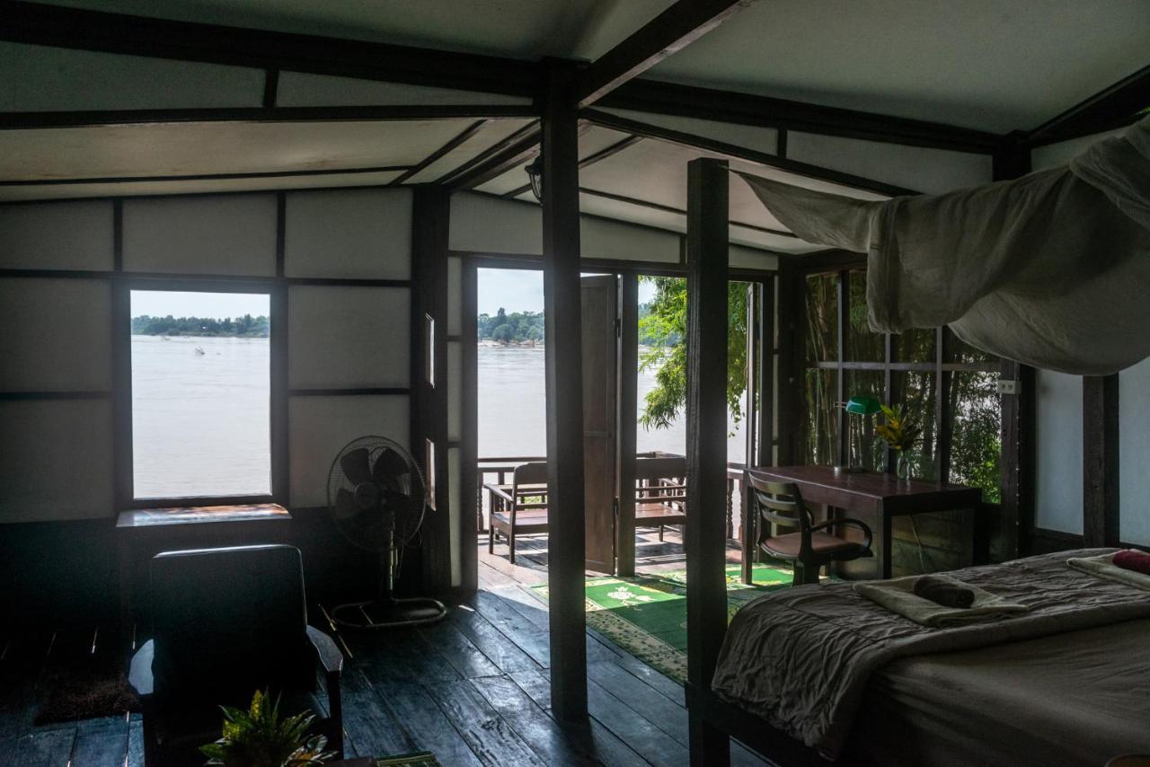 Pomelo Restaurant And Guesthouse - Fishermen & Tammarine Cottages Riverfront - Experience Nature, Culture And Adventure & Tailor-Made Tour Ban Khon 外观 照片
