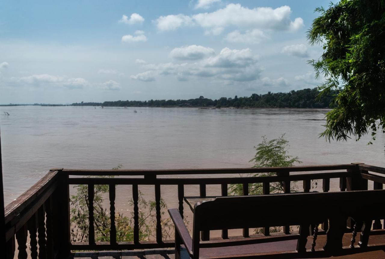 Pomelo Restaurant And Guesthouse - Fishermen & Tammarine Cottages Riverfront - Experience Nature, Culture And Adventure & Tailor-Made Tour Ban Khon 外观 照片