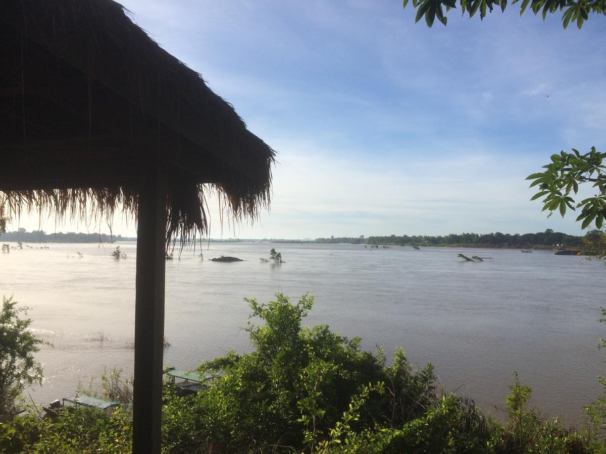Pomelo Restaurant And Guesthouse - Fishermen & Tammarine Cottages Riverfront - Experience Nature, Culture And Adventure & Tailor-Made Tour Ban Khon 外观 照片