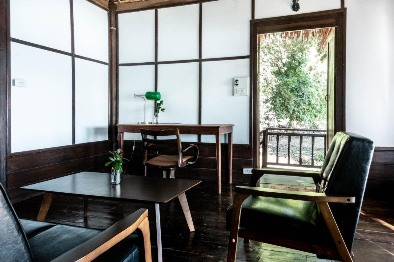 Pomelo Restaurant And Guesthouse - Fishermen & Tammarine Cottages Riverfront - Experience Nature, Culture And Adventure & Tailor-Made Tour Ban Khon 外观 照片